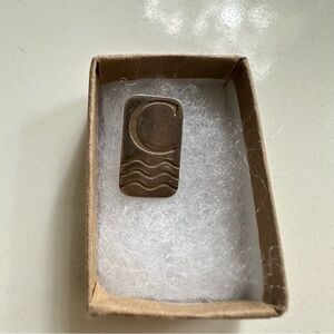 "C" TIFFANY & CO VINTAGE TIE TACK LAPEL STERLING SILVER .925 no back